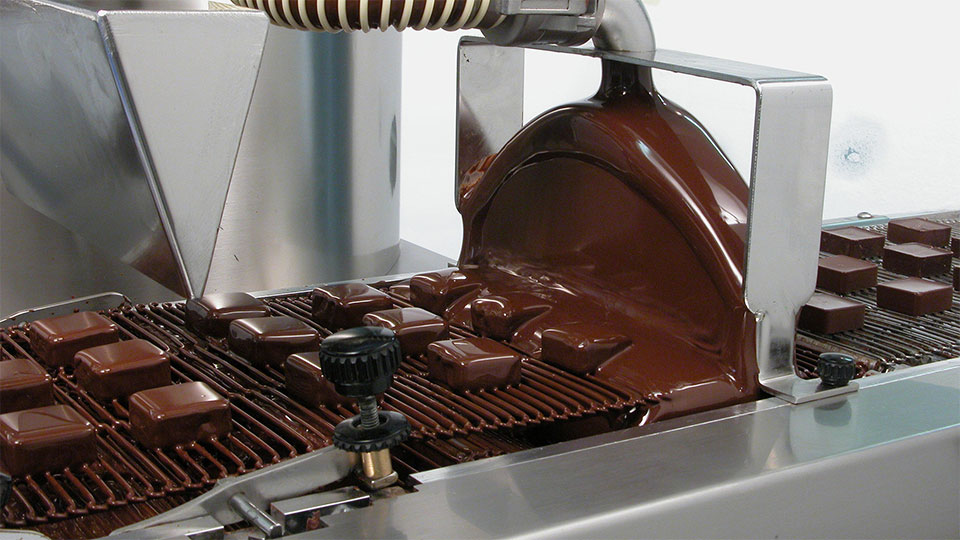 Chocolate Enrober Machine